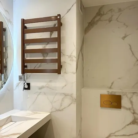 3p Luxe Carré D'or Terrasse 30 Mètres Carrés Zone Piétonne à Pied Niza